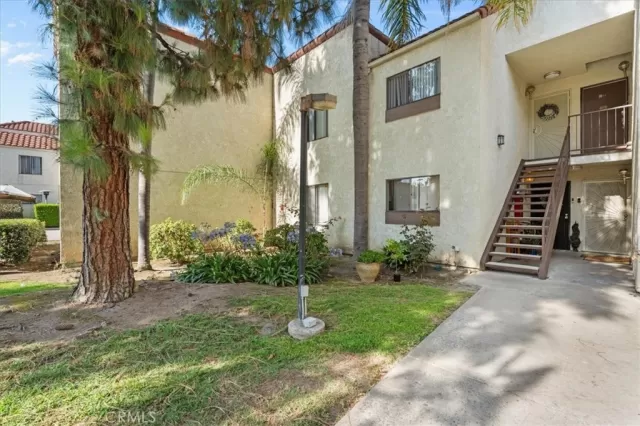 MLS: IG26107963 Condo For Sale