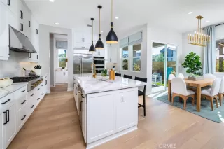 Photo #3: IG26109077 Listing