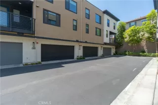 Photo #1: IG26112827 Listing