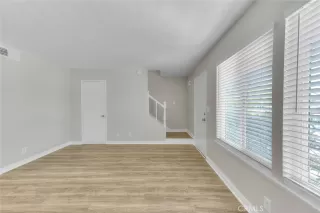 Photo #2: IG26130385 Listing 