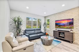 Photo #1: IV22259306 Listing 