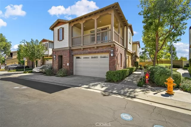 MLS: IV22260117 Condo For Sale