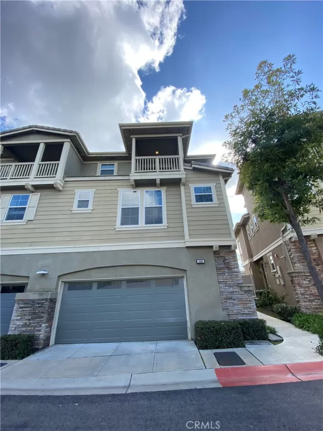 MLS: IV23012661 Condo For Sale