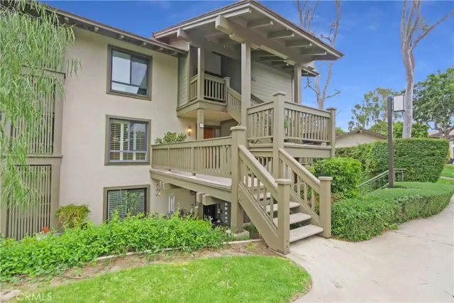 MLS: IV23020652 Condo For Sale