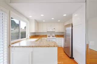 Photo #5: IV23020652 Listing