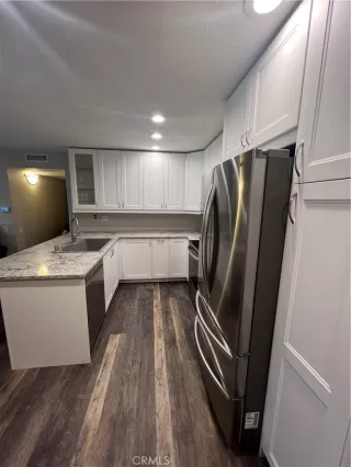 Photo #5: IV23035387 Listing