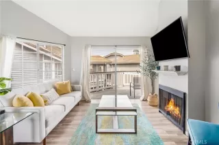 Photo #4: IV23055024 Listing