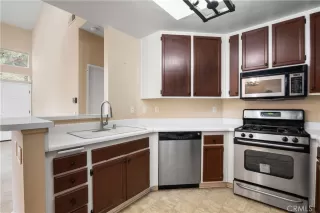 Photo #3: IV23170945 Listing 