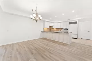 Photo #6: IV23221383 Listing 