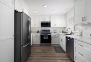 Photo #2: IV23224105 Listing 