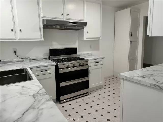 MLS: IV23231017 Condo For Sale