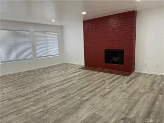 Photo #4: IV23231017 Listing 