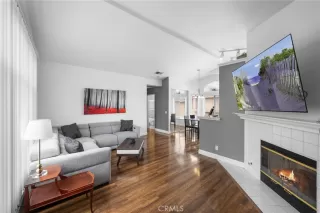 Photo #3: IV24062978 Listing 