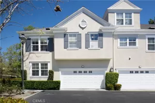 More Details about MLS # IV24064553 : 2 BLOOMINGTON STREET