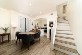 Photo #3: IV24064553 Listing 