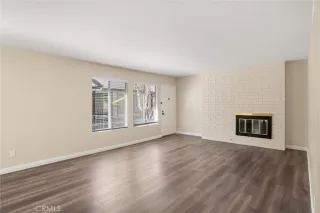 Photo #5: IV24064691 Listing 