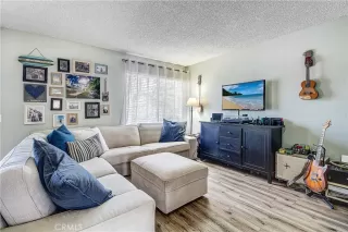 Photo #5: IV24099698 Listing 