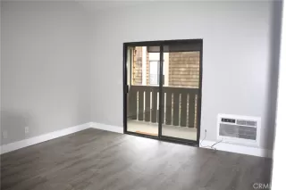 Photo #3: IV24101280 Listing 