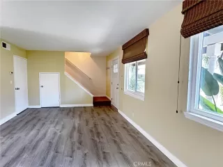 Photo #2: IV24117443 Listing 