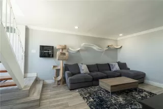 Photo #1: IV24128359 Listing