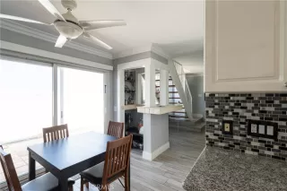 Photo #5: IV24128359 Listing