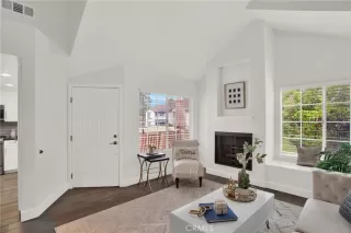 Photo #5: IV24129466 Listing 