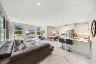 Photo #2: IV24132600 Listing