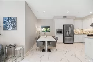 Photo #6: IV24132600 Listing