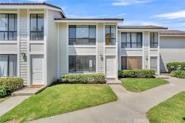 MLS: IV24142353 Condo For Sale