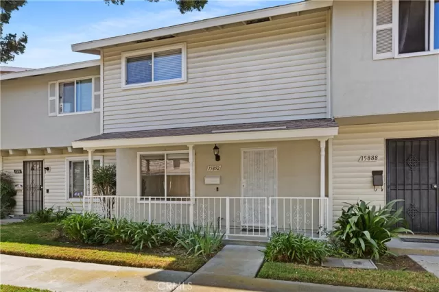 MLS: IV24174055 Condo For Sale