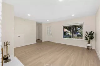 Photo #5: IV24174055 Listing 