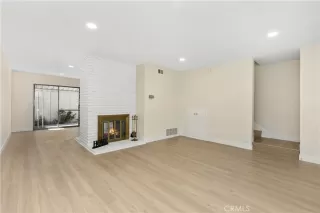 Photo #6: IV24174055 Listing 