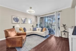 Photo #3: IV24231385 Listing 