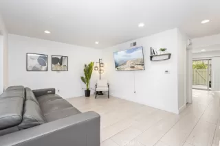 Photo #2: IV24243309 Listing 