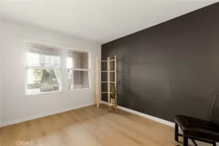 Photo #1: IV25011131 Listing 