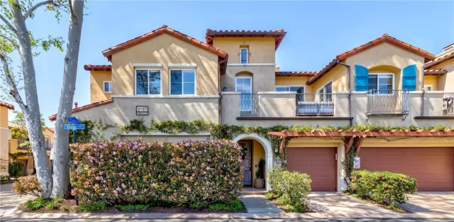 MLS: IV25067733 Condo For Sale