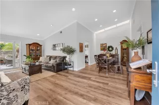 Photo #4: IV25075829 Listing