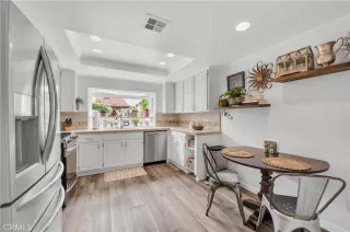 Photo #6: IV25075829 Listing