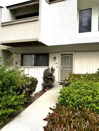 Photo #3: IV25091677 Listing 