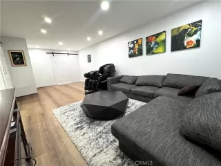 Photo #4: IV25103705 Listing 