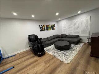 Photo #5: IV25103705 Listing 