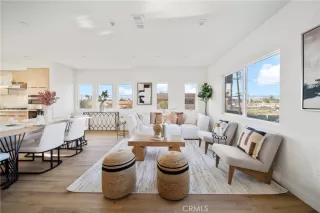 Photo #2: IV25123284 Listing