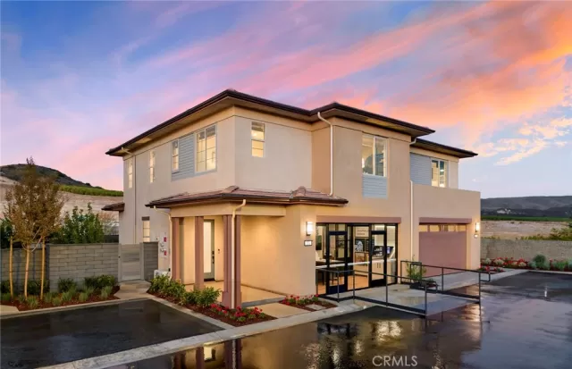 MLS: IV25135615 Condo For Sale