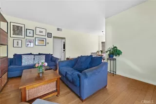 Photo #6: IV25224961 Listing 