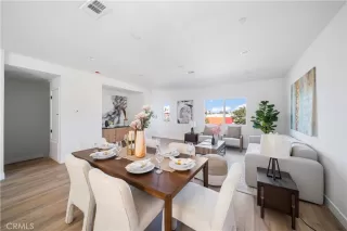 Photo #4: IV25237484 Listing 