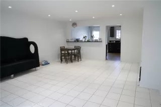 Photo #1: IV25264433 Listing 