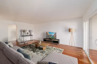 Photo #2: IV26008928 Listing 