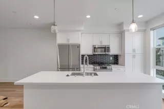 Photo #2: IV26018618 Listing 