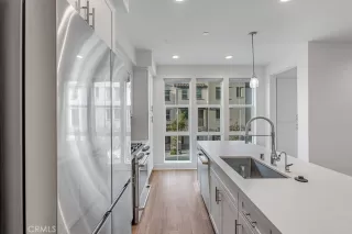 Photo #3: IV26018618 Listing 