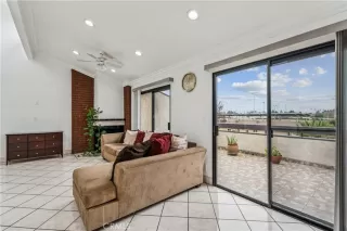 Photo #2: IV26032974 Listing 